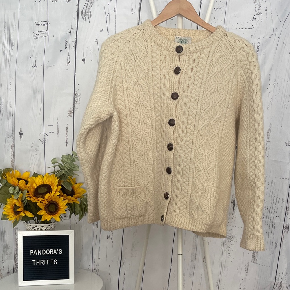 Women's Blarney Aran Woolen Mills Cream Cable Knit Button Sweater Preowned